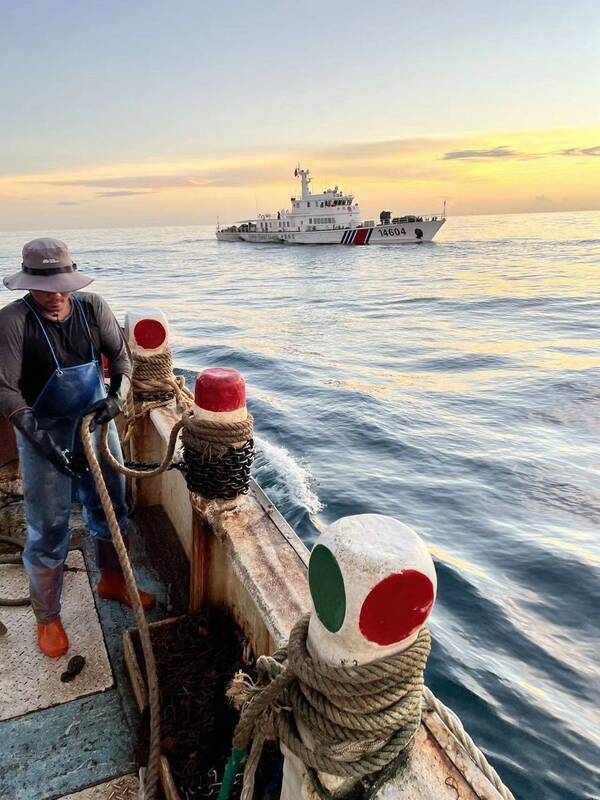 Quatre membres de l’équipage d’un chalutier taïwanais libérés par la Chine