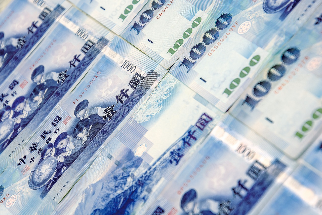 Vente aux enchères des billets de banque aux numéros spéciaux