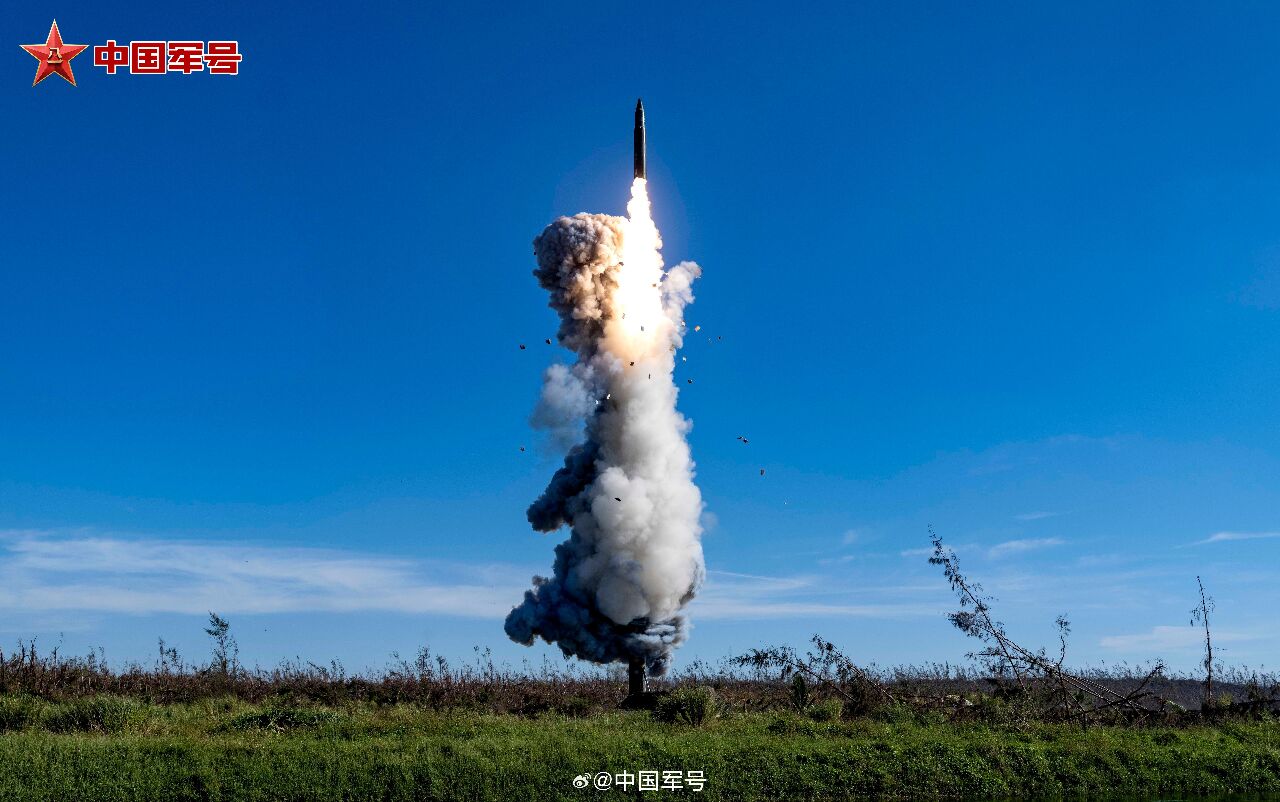 Le mercredi 25 septembre, la Chine a annoncé avoir effectué avec succès un tir d’un missile balistique intercontinental dans l’océan Pacifique (Image : Weibo)