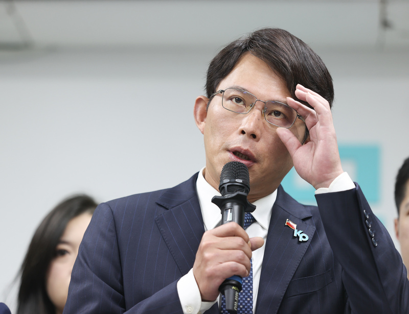 Huang Kuo-chang prend officiellement la tête du Parti du peuple taïwanais