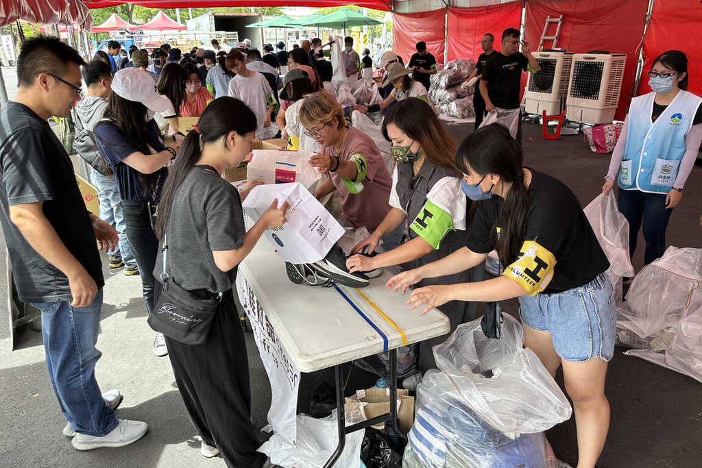Tainan coopère avec Step30 pour organiser une collecte de chaussures pour l'Afrique
