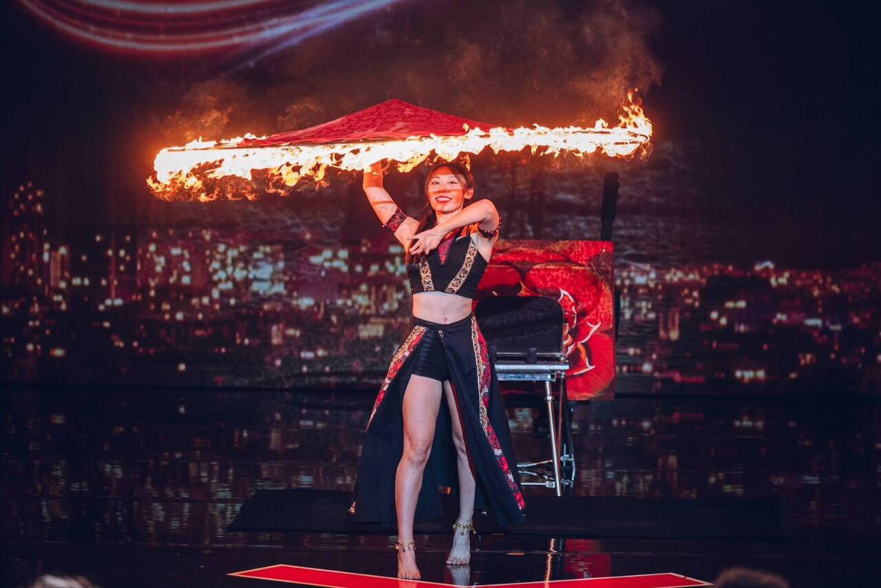 Li Wei, danseuse de feu