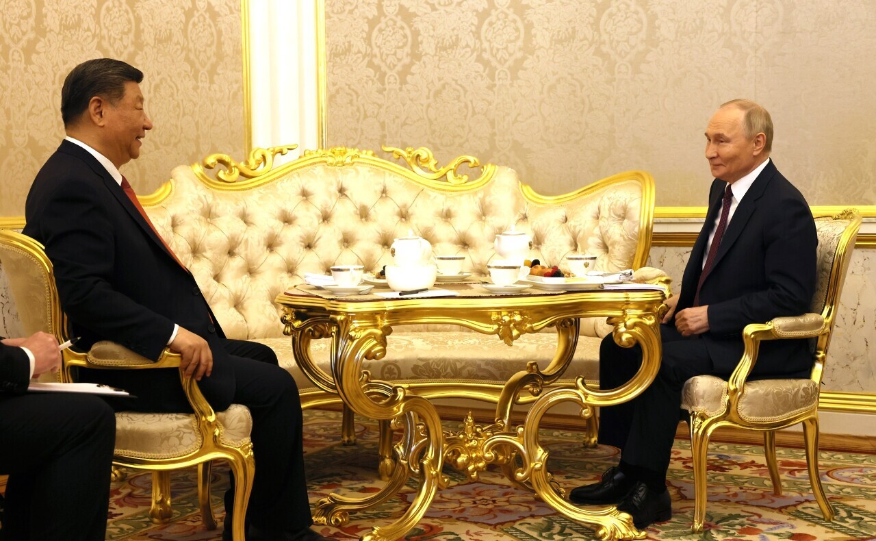 Le dirigeant du Parti communiste chinois Xi Jinping était l’hôte de marque de Vladimir Poutine lors des cérémonies de célébration des 80 ans de la victoire des alliés contre le nazisme le 9 mai 2025 (Image : Kremlin)