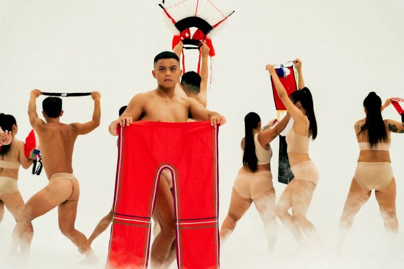 Le chorégraphe Amis Fangas Nayaw invité à présenter son œuvre de danse lors de la Nuit Blanche à Paris