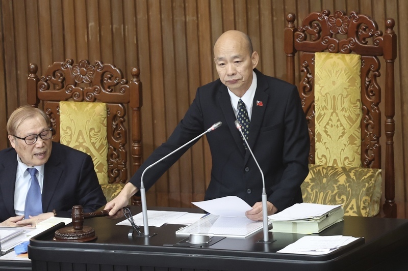 Le Yuan législatif adopte une majoration de la solde des militaires à l’initiative de l’opposition, suscitant les critiques du DPP et du gouvernement